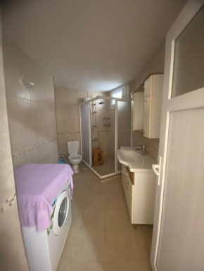 Viranşehirde denize sıfır 3+1 eşyalı daire